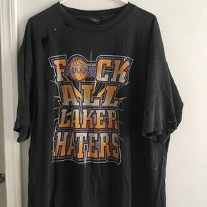 large ripped vintage LAKERS t shirt COMFYn